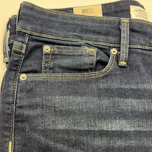Levi’s Signature Mid Rise Slim Size 29 - Picture 14 of 16